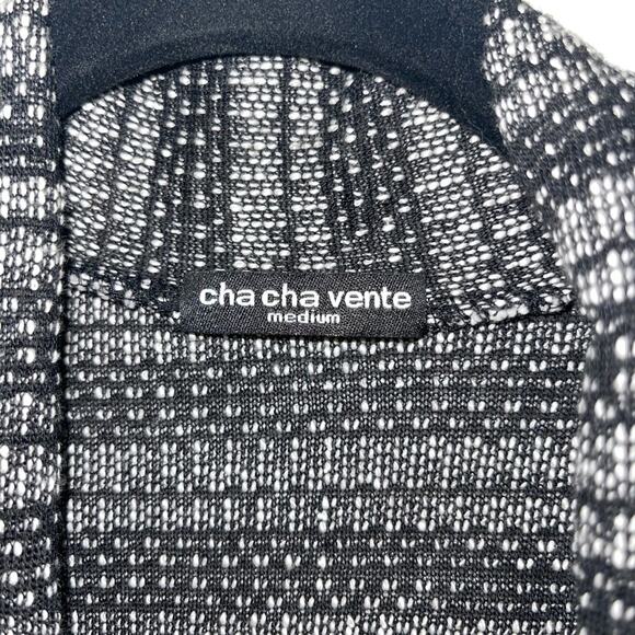 Cha Cha Vente Open Front Knit‎ Vest - Picture 2 of 5